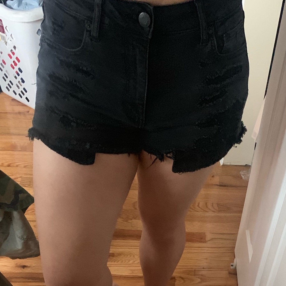 HIGH WAISTED SHORTS